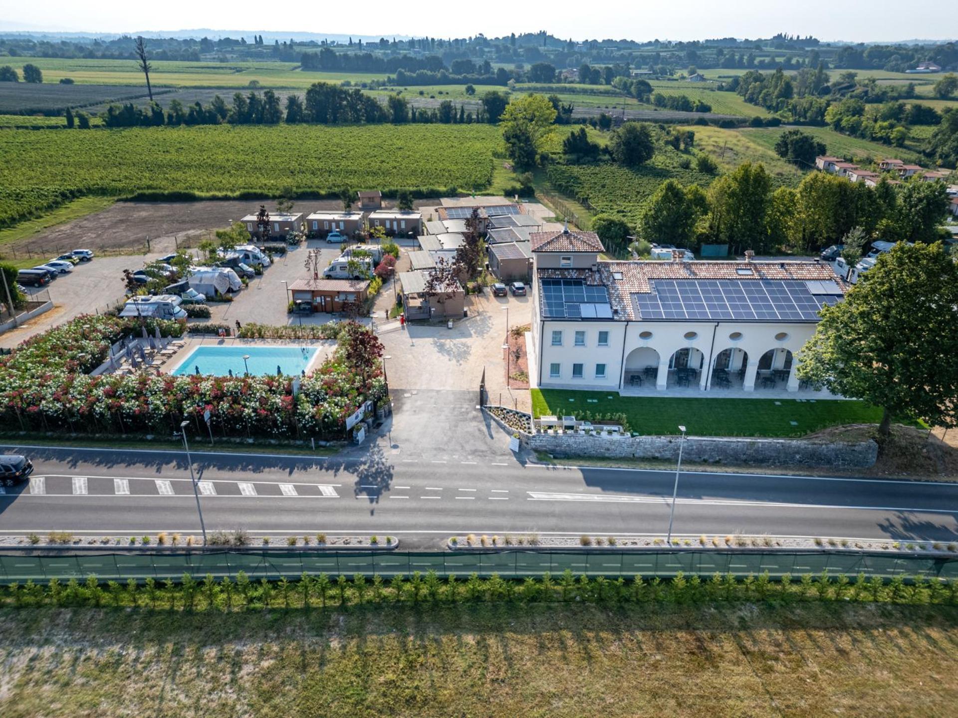 I Campi Wine Relais Hotel Ronchi  Ngoại thất bức ảnh